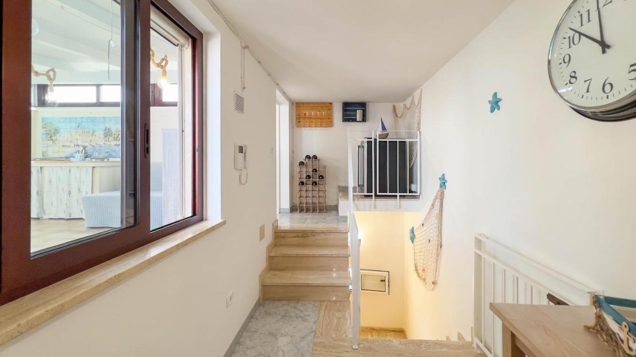 Wepuglia - La Dimora Di Mara Apartment Полиняно а Маре Екстериор снимка